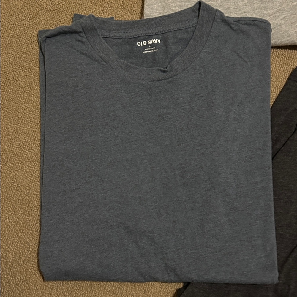 Old Navy Men’s Soft Washed Heather short sleeve Tee Shirts size medium set of 6 - Picture 4 of 12